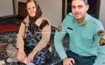 پلیس جوان گیلانی، زن سالخورده را از میان آتش نجات داد