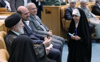 رئیسی: هیچ کس را ندیدیم که وضع مادی‌اش بعد از ازدواج بدتر از زمان قبل از آن شده باشد