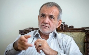 پرواز هلی‌کوپتر رئیس‌جمهور در این هوا منطقی نبوده است