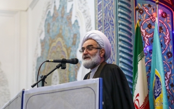 امام جمعه رشت خواستار بازنگری در رای عدم صدور پروانه ساخت زمین‌های فاقد سند شد