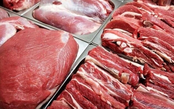 احتمال حذف ارز ترجیحی و افزایش ۳۰ درصدی قیمت گوشت قرمز 