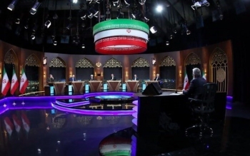 پورمحمدی:لایحه عفاف و حجاب را پس می گیرم/ پزشکیان: حق نداریم به زنان و دختران زور بگوییم