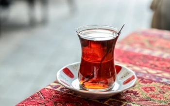 در هوای گرم، کمتر چای و قهوه بخورید