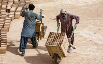 جریمه به کار گیری اتباع غیرقانونی مشخص شد