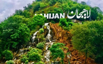 خیابان های لاهیجان زیر آب؛آبگرفتگی شدید و کم سابقه در شهر