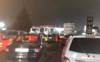 مدیران:کمبود بنزین نداریم؛ صف و شلوغی مربوط به حضور چند میلیون گردشگر است