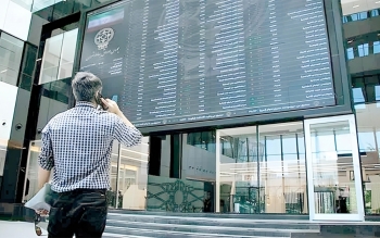 نامه بازرسی برای توقف مصوبه جنجالی؛ مدیران بورس به خودشان وام ۴ درصدی با بازگشت ۱۰ ساله دادند