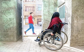 فلج شدن دختر جوان با ضربه قمه نامزدش