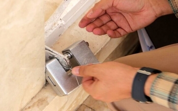 مهر و موم شدن یک مرکز طب سنتی غیر مجاز در رشت