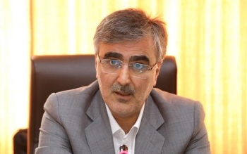 رئیس بانک مرکزی فهرست کارمندان دریافت کننده تسهیلات بانکی را به مجلس می‌دهد