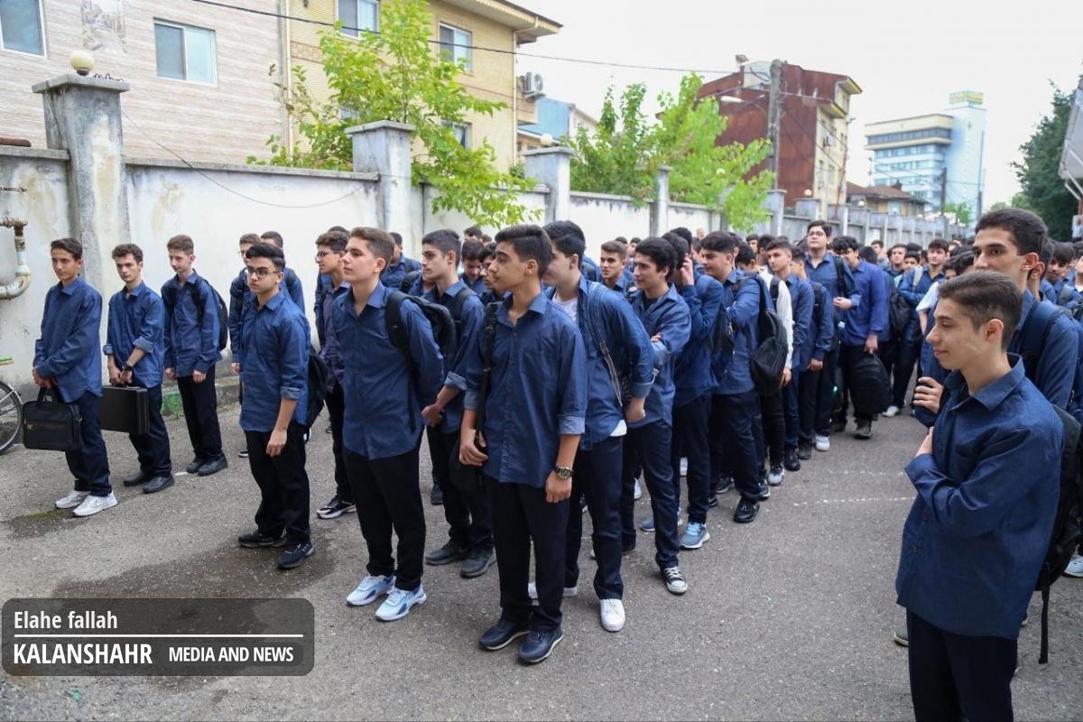 بالاخره لباس دانش آموزان زیبا می شود؟طرح های برتر جشنواره دوخت در سامانه 