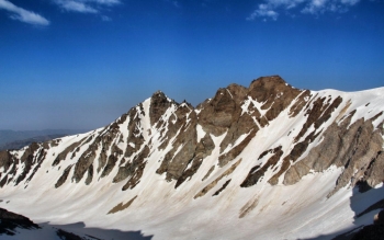علم کوه، جدال گرما و یخ