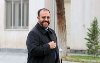 حسینعلی امیری استاندار فارس شد 