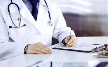 پزشک متخصص بابت اضافه دریافتی در گیلان محکوم شد