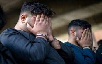 قطع دست پسر جوان به خاطر تکیه زدن به خودرو