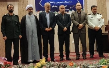 مردم رودبار کمترین منفعت را از برداشت های معادن،رودخانه و کوه ها می بَرند