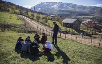 گزارش تصویری؛ ۸ دانش آموز روستای ییلاقی هفت بند دیلمان با این شرایط باسواد می شوند