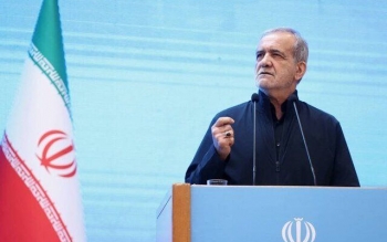 پزشکیان: مسلمان کسی است که در برابر حق سر خم کند