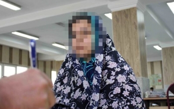زن نظافتچی ۳کیلو طلا را بعد از تمیز کردن خانه دزدید اما فرصت فروش پیدا نکرد