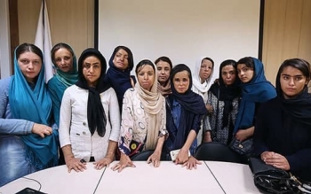 چهار دختر شین آبادی جذب شبکه بهداشت و درمان شدند