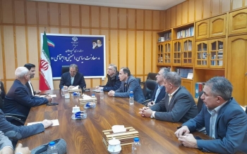 نشست اعضای حزب مجمع ایثارگران گیلان با سرپرست معاونت سیاسی استانداری