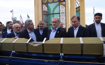 بازدید پزشکیان از نیروگاه هستهای بوشهر/ آغاز عملیات اجرایی در فازهای ۲ و ۳ نیروگاه