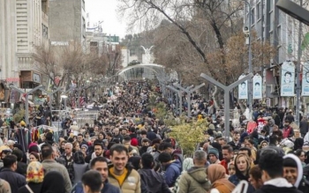 جمعیت ایران از ۸۶.۵ میلیون نفر گذشت/ زنان ایران از ۶ فرزند در گذشته به یک فرزند رسیده اند