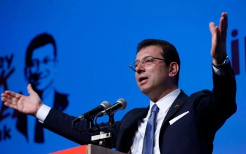 شهردار محبوس استانبول برکنار شد