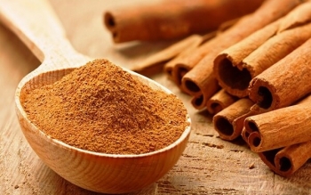 هشدار متخصصان درباره مصرف زیاد دارچین