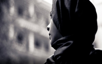  به پسر ۸ ساله  پول داد تا تمام وسایل خانه را خراب کند
