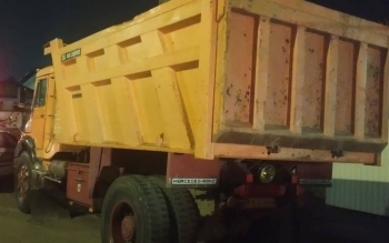 توقیف محموله ۱۰ تنی شن و ماسه غیرمجاز در سراوان