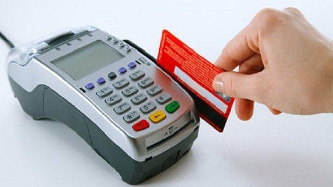 اسکیمر روش برخی فروشندگان دوره گرد برای خالی کردن کارت بانکی شهروندان