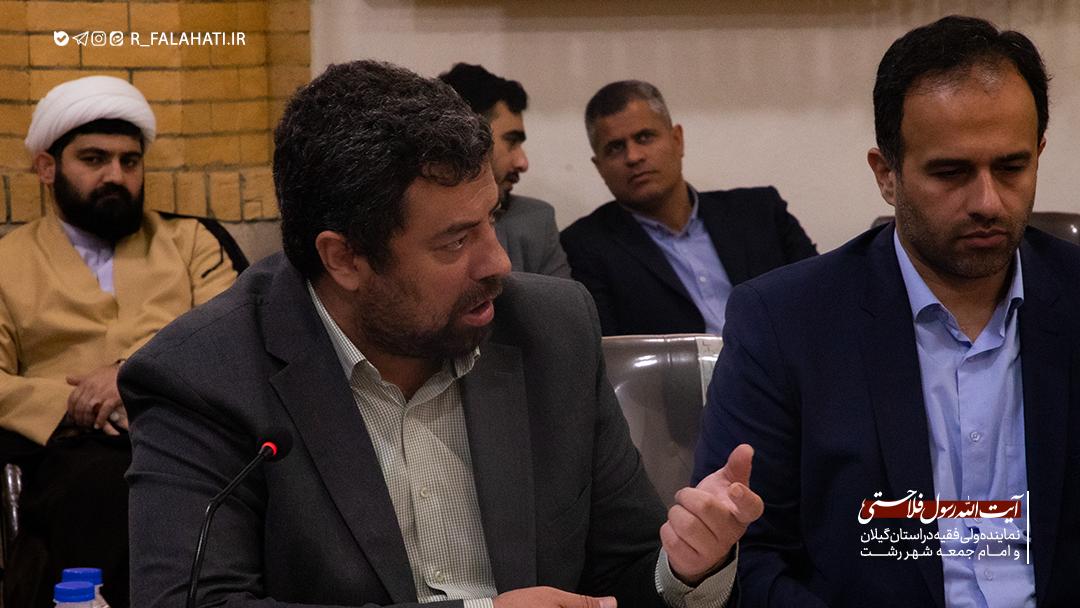 سگ گردانی در اماکن عمومی با فرهنگ جامعه سازگار نیست و باید مدیریت شود