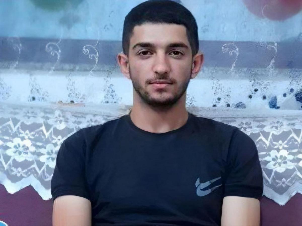 محمدامین سلطانی سرباز ۱۹ساله رضوانشهری ارتش هم به آسمان پَر کشید