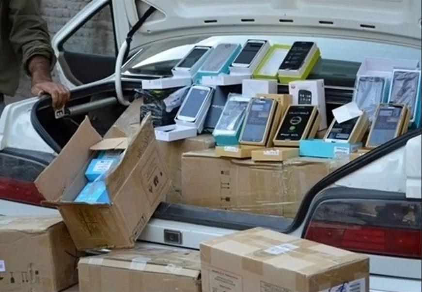 محکومیت بیش از ۲ میلیارد ریالی قاچاقچی گوشی همراه در رشت