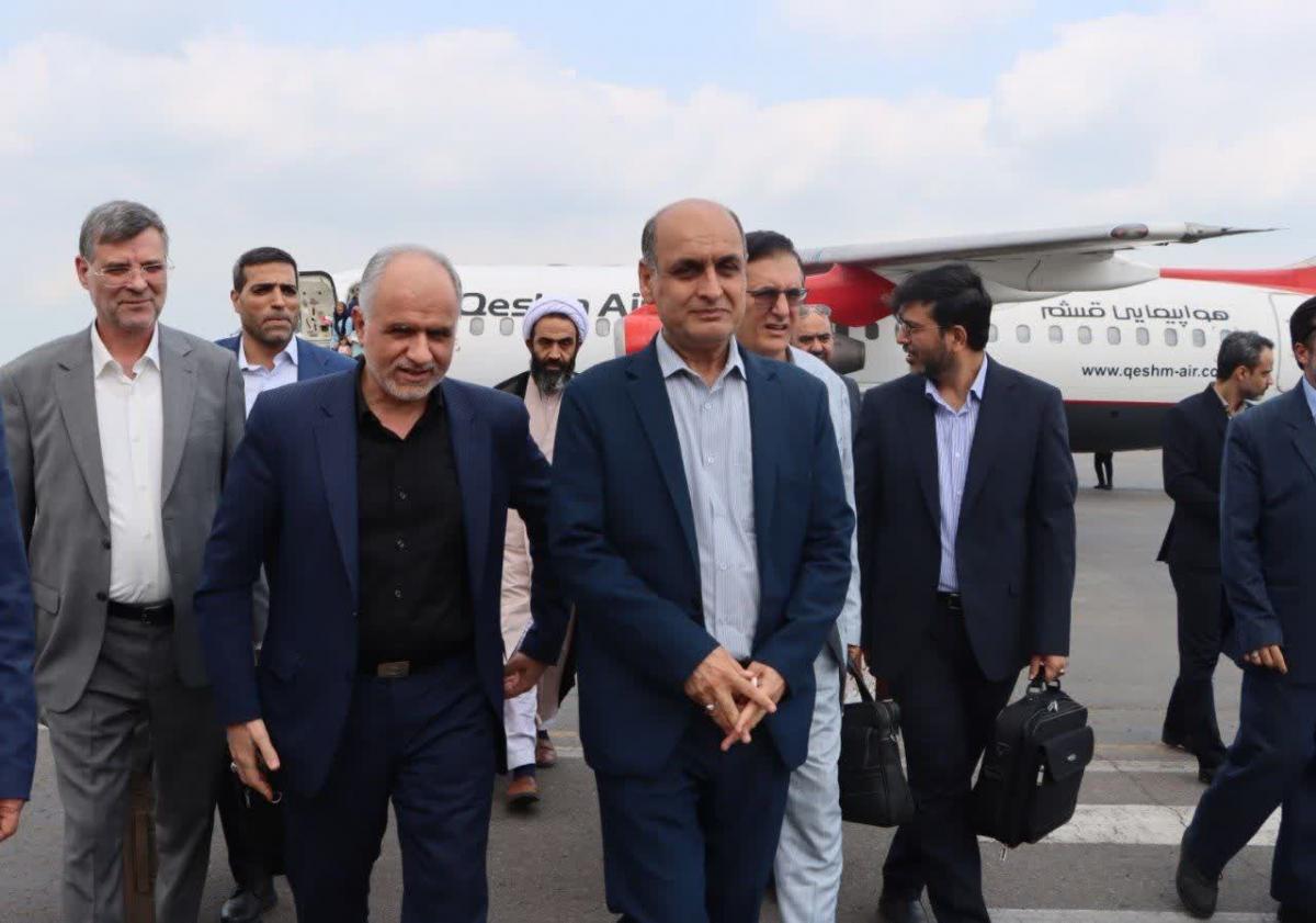 وزیر دادگستری با استقبال استاندار وارد گیلان شد