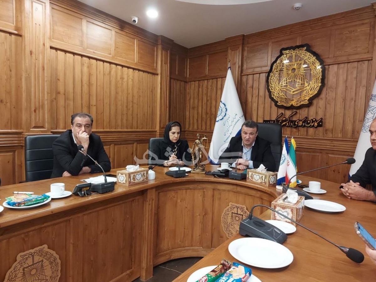 وکلا و خبرنگاران در خط مقدم دفاع از ملت/نهاد رسانه و وکالت باید مستقل و همسو باشند