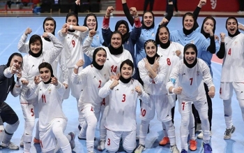 قهرمانی دختران فوتسال ایران در بازی‌های آسیایی جوانان با شکست چین