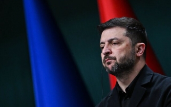 پیام آمریکا به زلنسکی: توافق را امضا نکنی با معامله‌ای بدتر روبه‌رو می‌شوی!