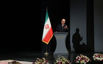 پزشکیان: خانواده ها می خواهند فرزندشان با ثبت نام در مدارس خاص نخبه شوند، اما ...