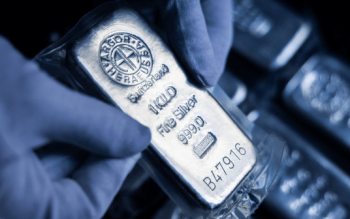 نقره فرو ریخت؛ سقوطی نادر در نیم‌قرن