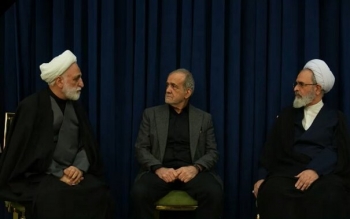 واگذاری اختیار عزل و نصب مقامات نظامی و انتظامی و اعلان صلح و جنگ به شورای موقت رهبری