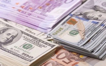 نرخ رسمی انواع ارز در آخرین چهارشنبه سال ۱۴۰۴