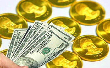 آخرین قیمت طلا، سکه و دلار امروز پنجشنبه ۱۵ مرداد؛ آیا کاهش قیمت‌ها ادامه دارد؟
