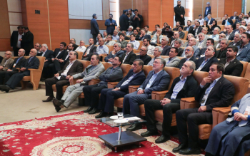 چه کسی گفته دولت باید بنزین را ۱۳۰ هزار تومان بخرد و ۱۵۰۰ تومان بفروشد؟/محدودیت های مالی و محاصره دریایی، صادرات و واردات را با مشکل مواجه کرده است