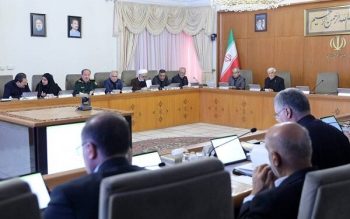 تعطیلی پنج‌شنبه ها به دولت واگذار می شود