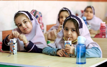 آیا امسال دانش آموزان در مدرسه «شیر» می خورند؟