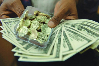 پیش‌بینی قیمت دلار، طلا و سکه فردا ۸ مهر؛ جهش ۱۰ هزار تومانی دلار